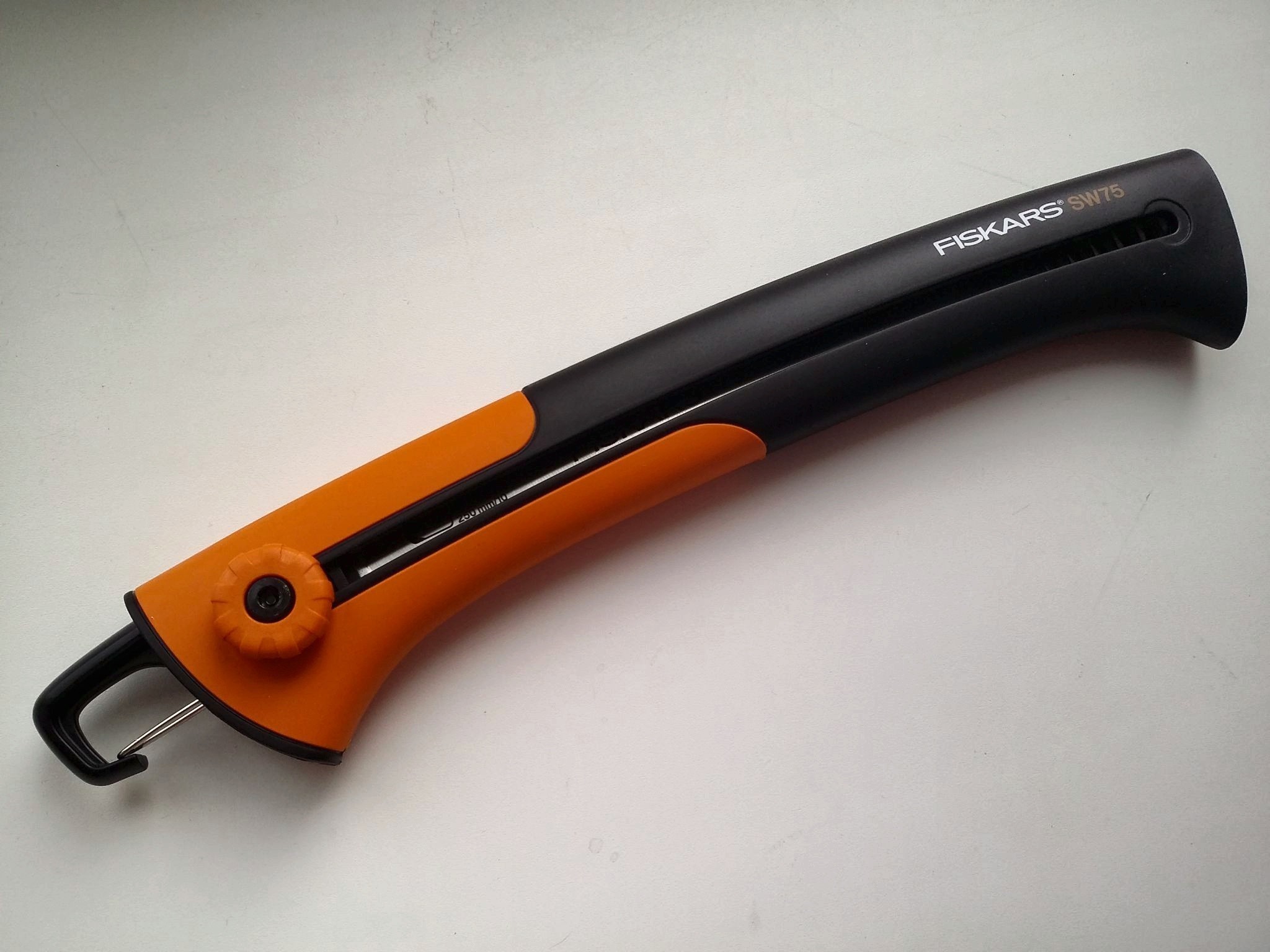 Обзор FISKARS XTRACT SW75. Садовая и походная пила-ножовка с выдвигающимся  лезвием